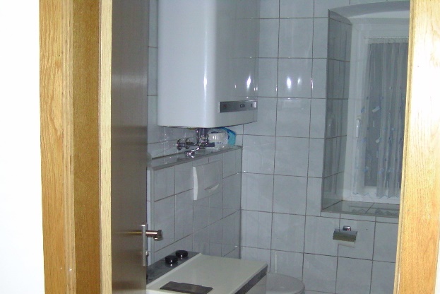 Beschreibung: Beschreibung: Beschreibung: Beschreibung: Beschreibung: Beschreibung: Beschreibung: Beschreibung: Beschreibung: Beschreibung: Beschreibung: http://members.aon.at/haus-neumayer/images/fewo2%20Bad.JPG